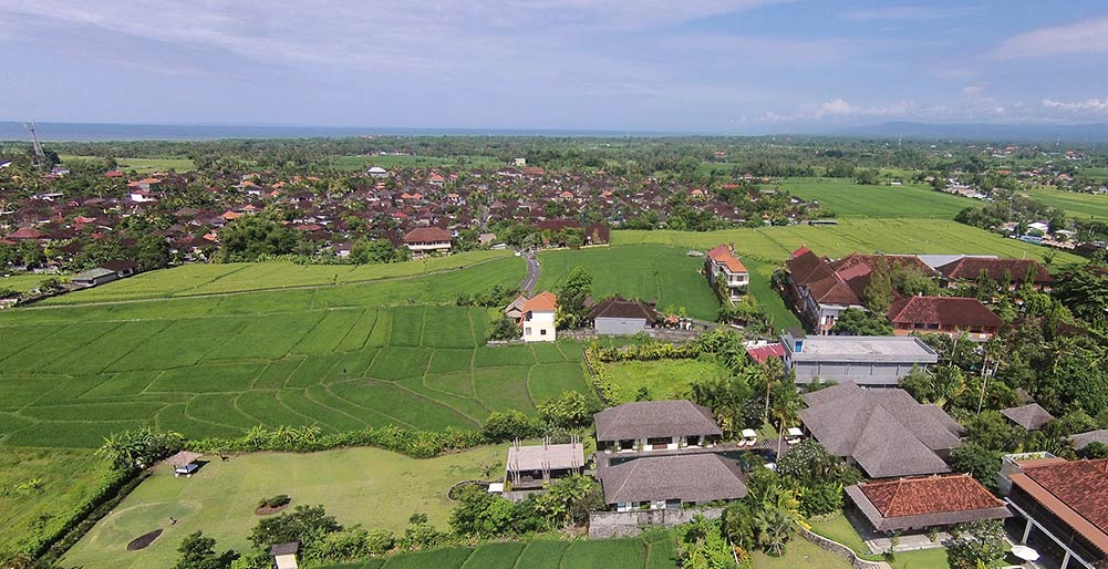 Villa Mandalay - West facing aerial